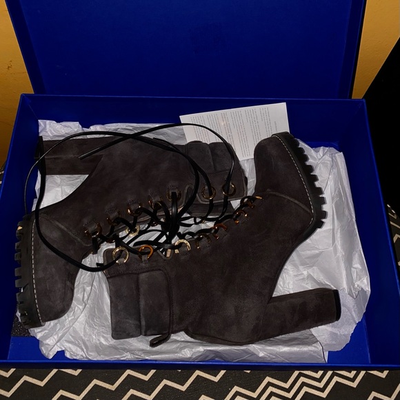 Stuart Weitzman Shackleton Combat Boots Suede Grey - Picture 5 of 11